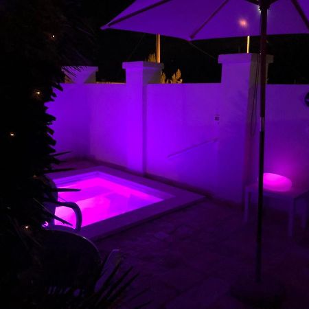Le Due Pigne (Adults Only) Villa Taranto Exterior photo