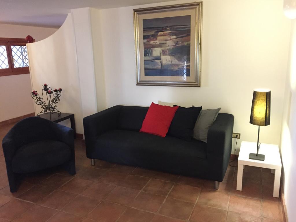Le Due Pigne (Adults Only) Villa Taranto Exterior photo